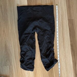 Lululemon Athletica Black Capris